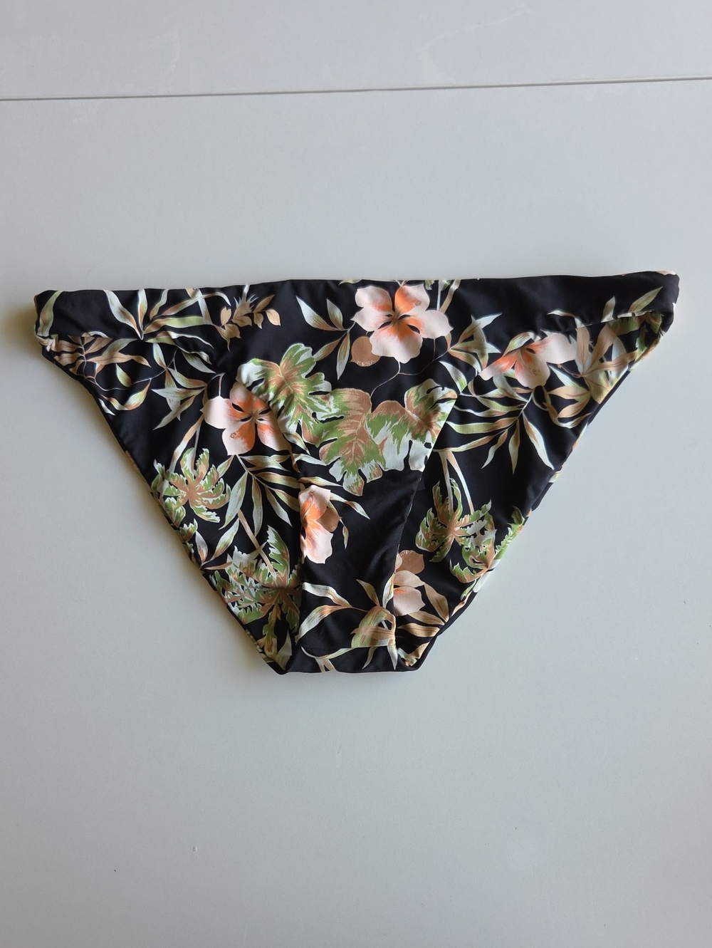 Nwt Volcom Black Floral Swim Bottoms Size Large